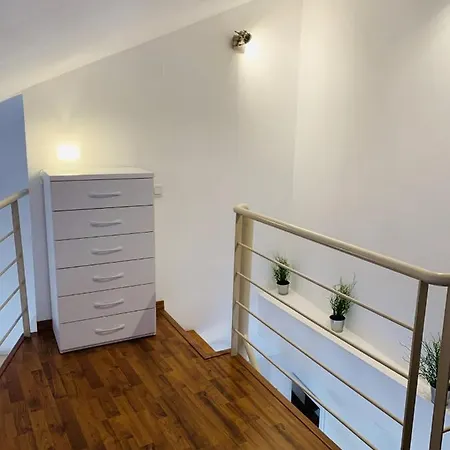 123rooms Lägenhet